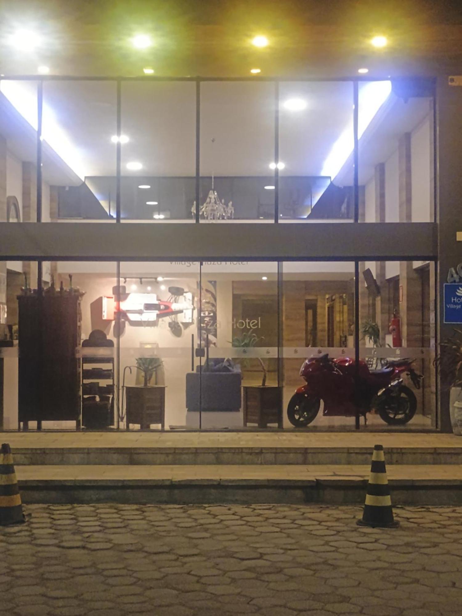 Village Plaza Hotel Barbacena Ngoại thất bức ảnh